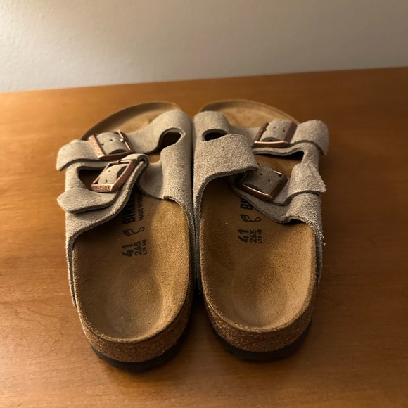 Birkenstock Arizona Suede Taupe Sandals with Two-Strap Design - Picture 4 of 6